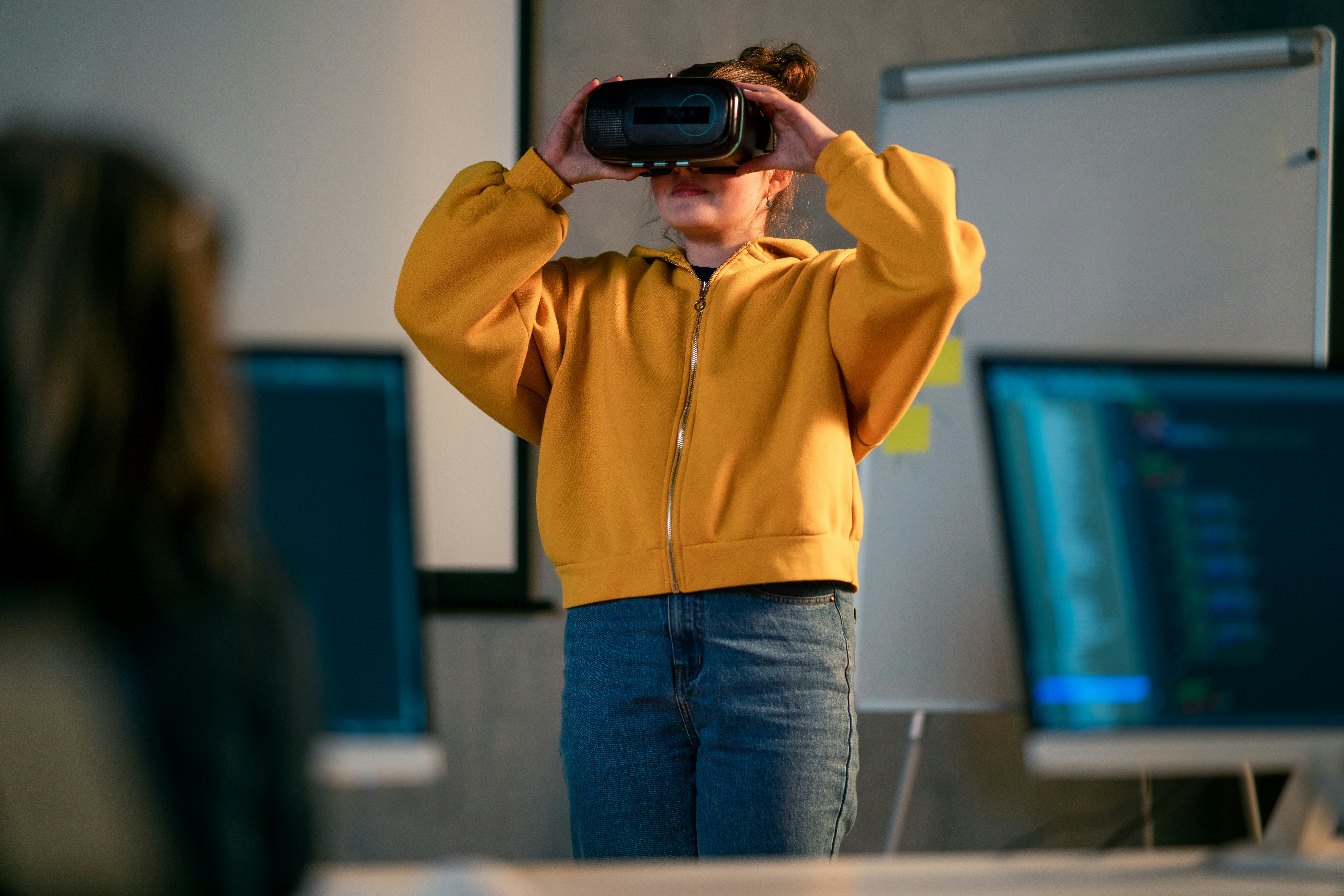 Augmented Reality Apps for Interactive Earth Science Lessons